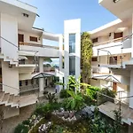 Hotel La Roya Saint-Florent (Corsica)