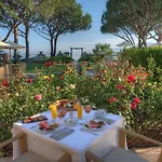 Hotel La Roya Saint-Florent (Corsica)