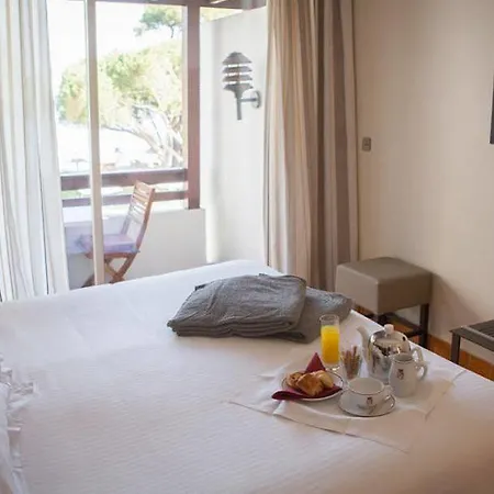 Hotel La Roya 4*