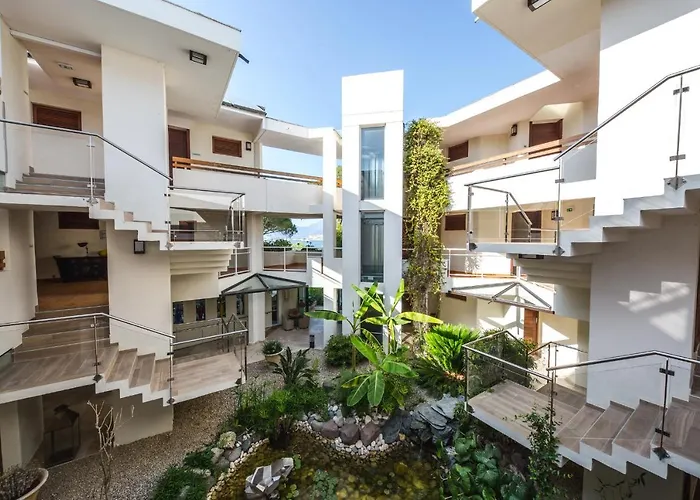 Hotell La Roya Saint-Florent (Corsica)
