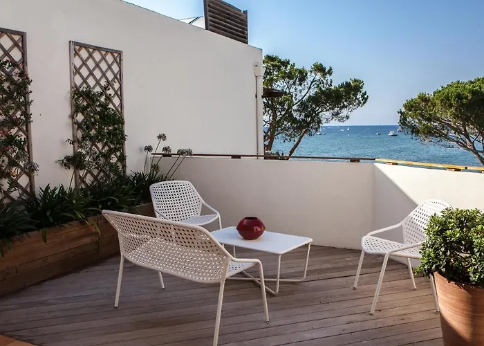 Hotel La Roya Saint-Florent (Corsica)