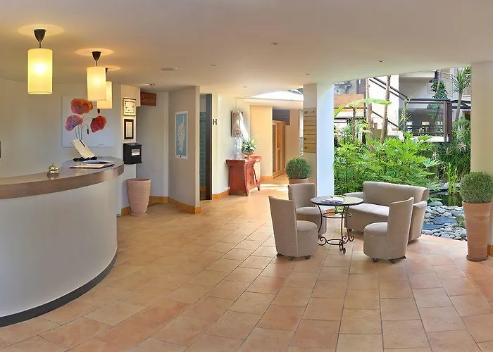 Hotel La Roya Saint-Florent (Corsica)