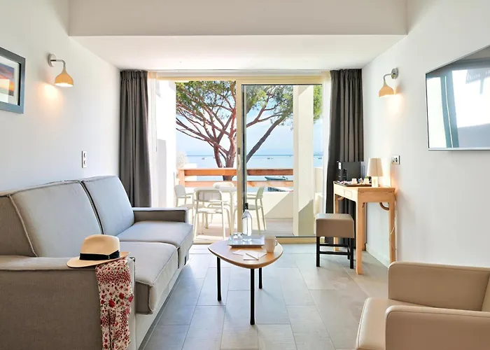 La Roya 4* Saint-Florent (Corsica)