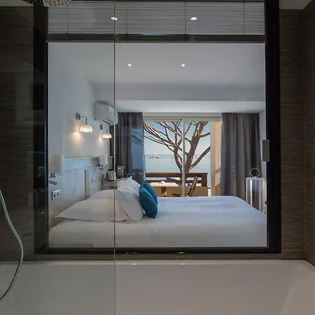 Hotel La Roya Saint-Florent (Corsica)