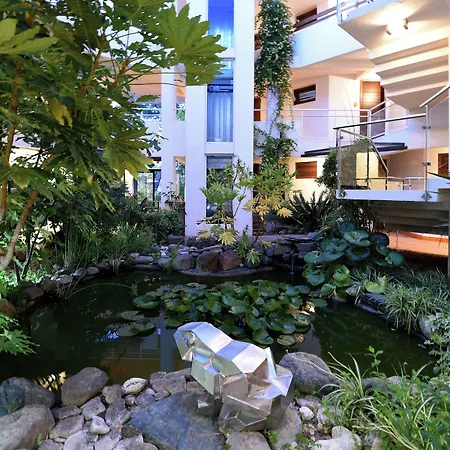 La Roya Hotel 4*