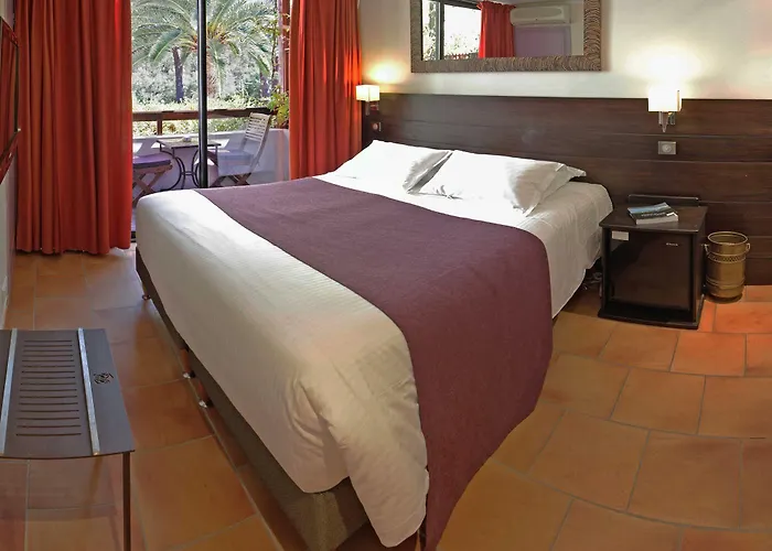Otel La Roya