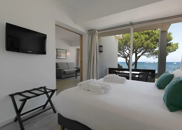 La Roya Hotel