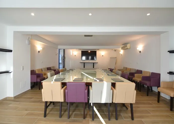 Hotel La Roya